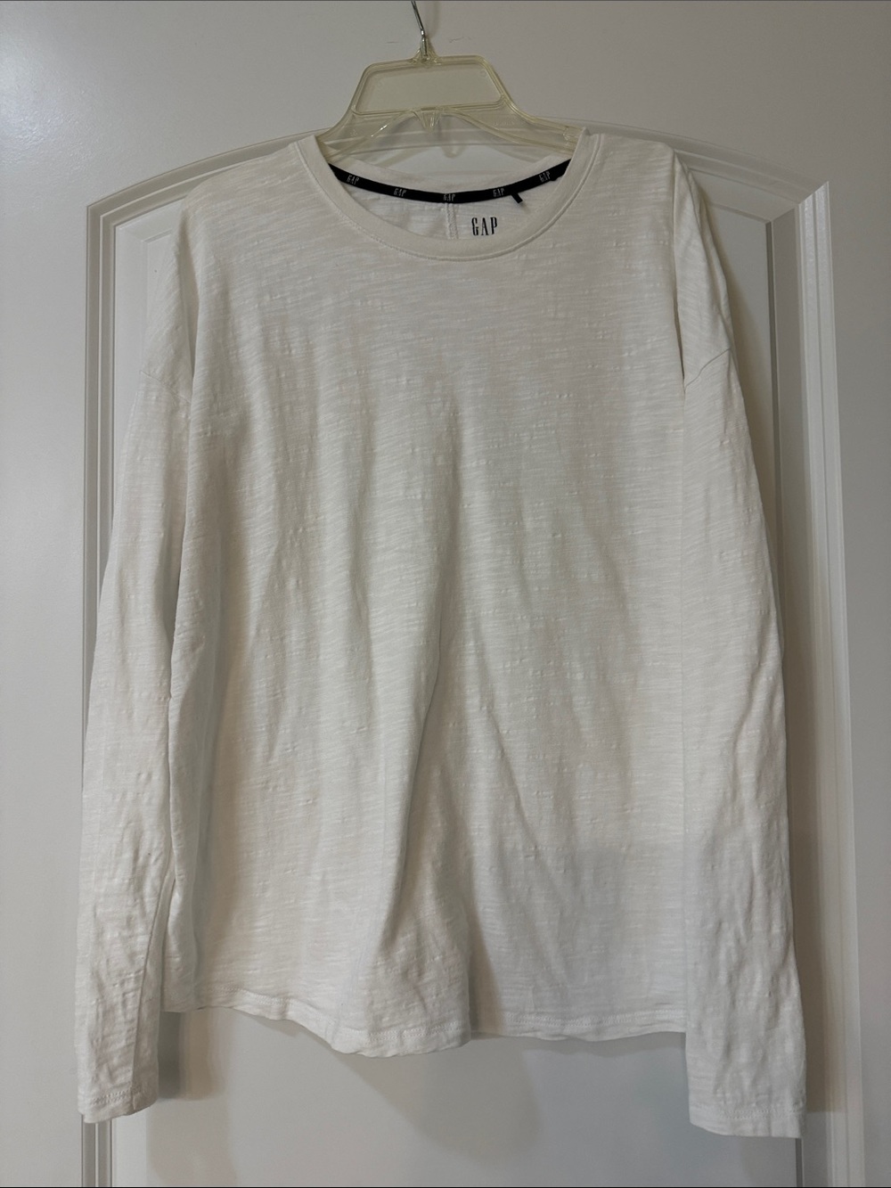 GAP Long-Sleeve Crewneck Tee in Off-White